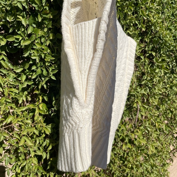 Veronica Beard Pinkett Cream Cable Knit Sweater Vest - Picture 5 of 10